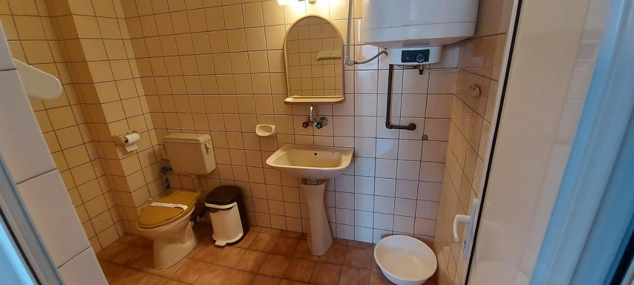 Guest House Nikolovi Lozenec Kültér fotó