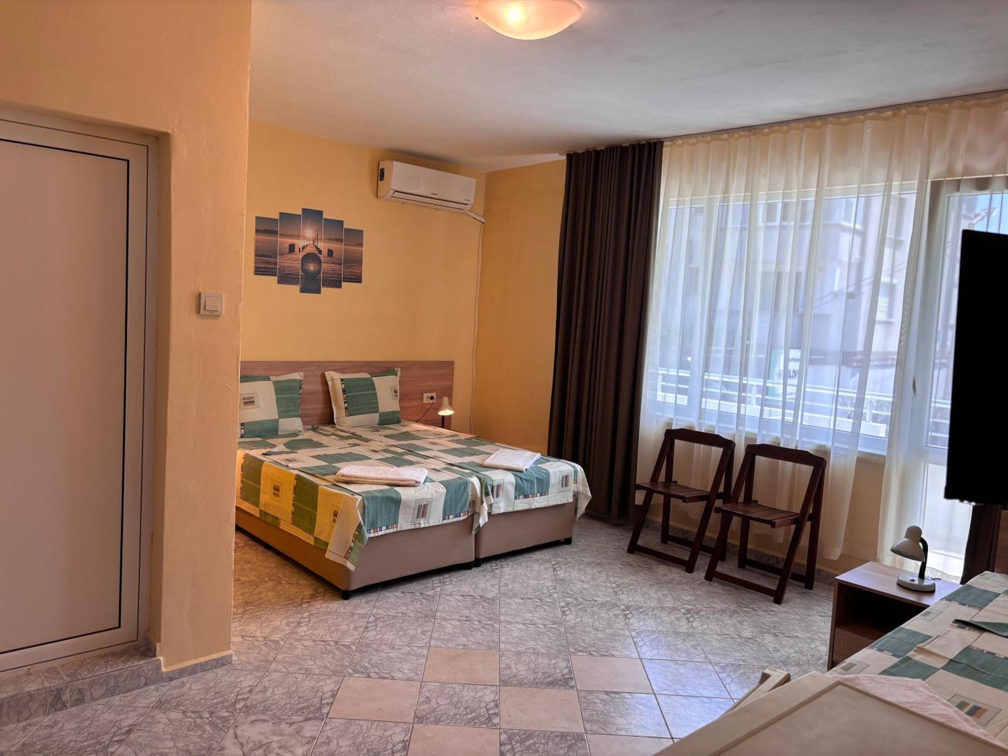 Guest House Nikolovi Lozenec Kültér fotó